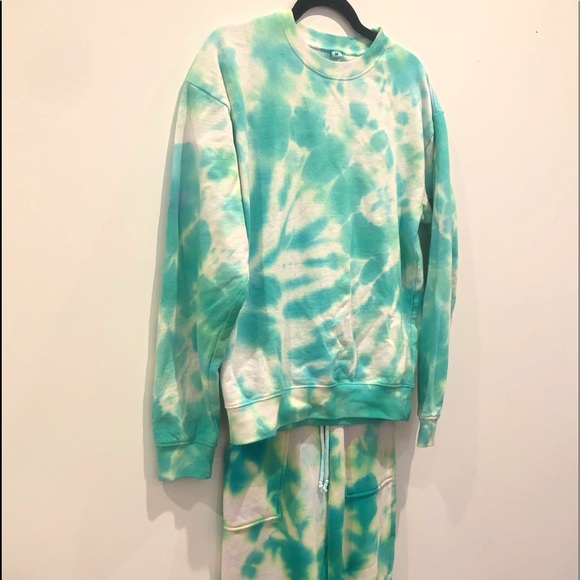 Turquoise Tie-Dye Sweatsuit Set - Picture 3 of 5